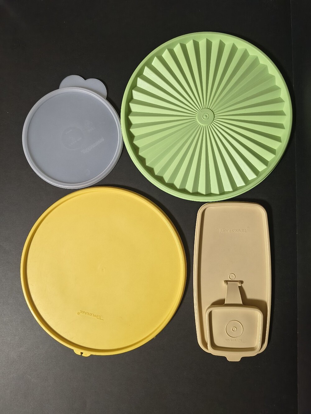 Lot Of 4 VTG Tupperware Wonderlier Servalier Cerial Replacement Lids